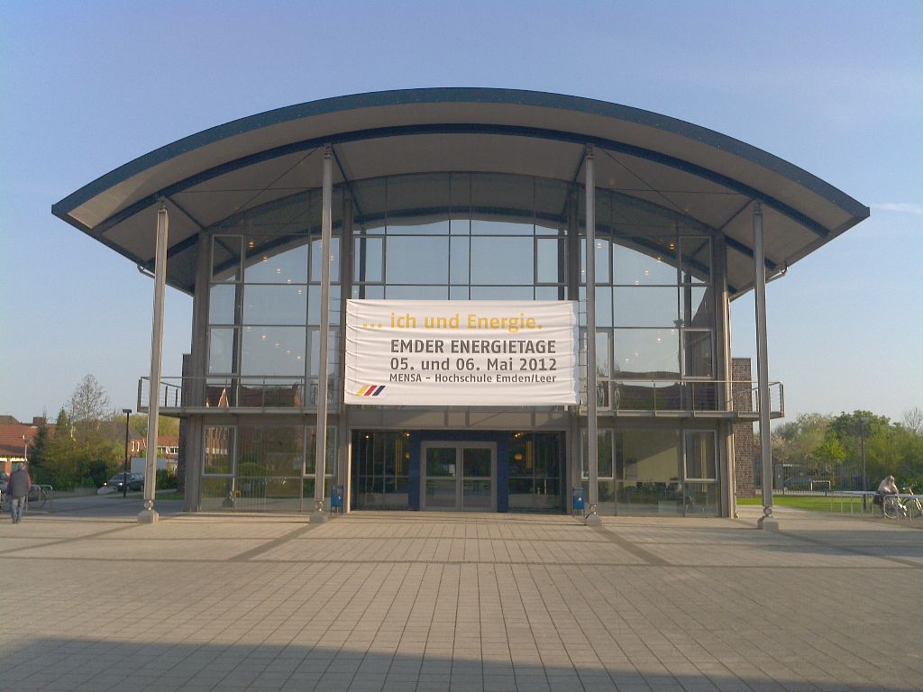 Banner am Gebäude